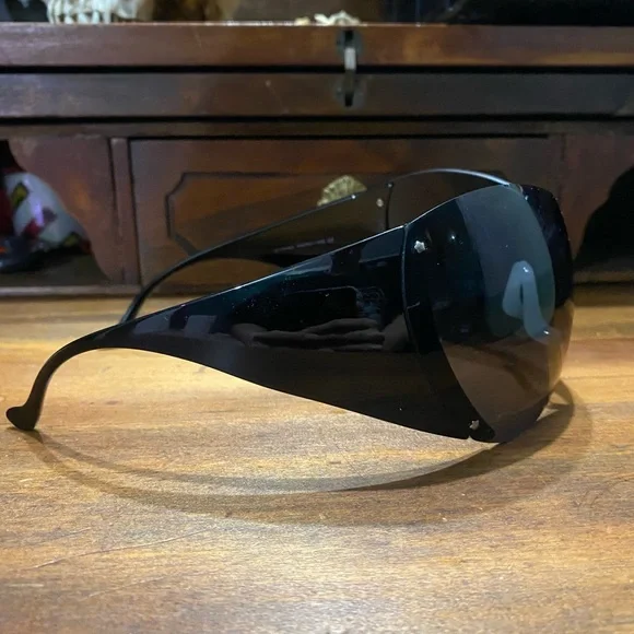 SOLD - Ski Sunglasses - Picture 4 of 8